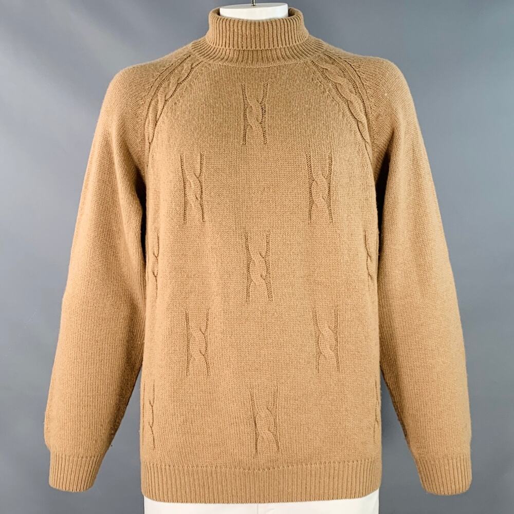 GUCCI Vintage 1980s Size 46 Tan Cable Knit Camel Hair Turtleneck Sweater